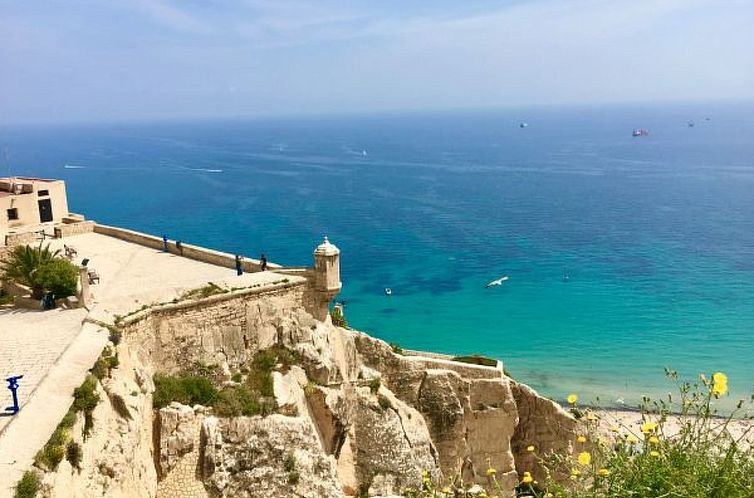 Appartement APARTAMENTO POSTIGUET CON BALCON