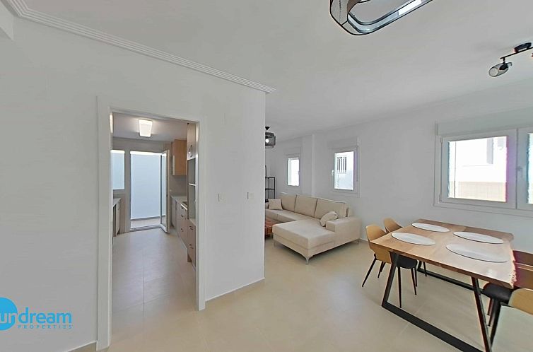 Vrijstaande woning in La Marina