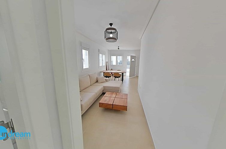 Vrijstaande woning in La Marina