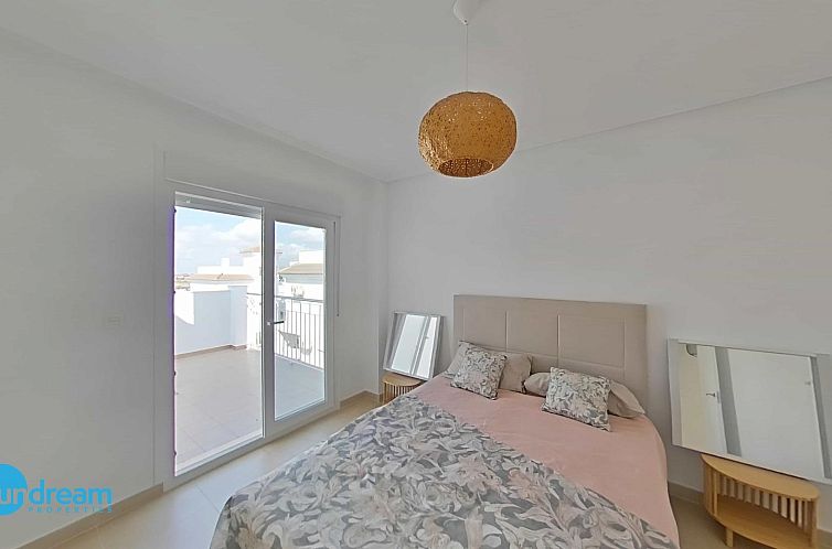 Vrijstaande woning in La Marina