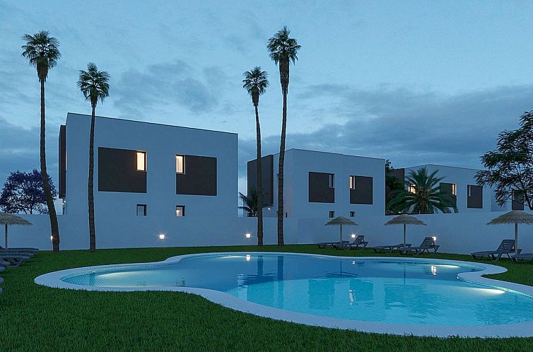 Chalet in La Marina