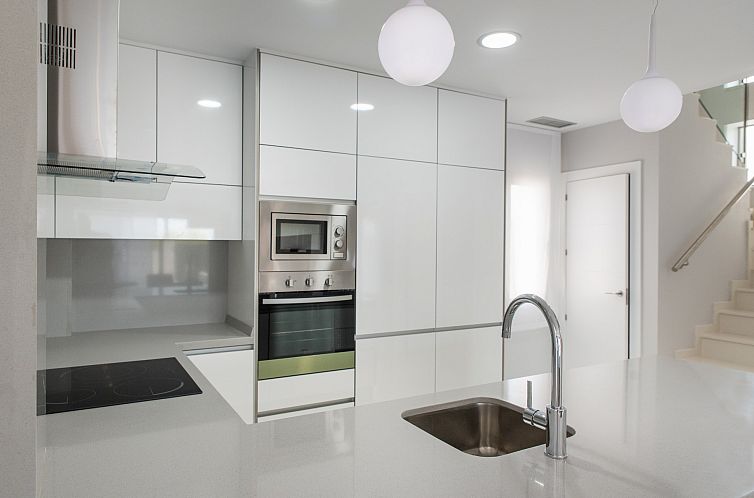 Vrijstaande woning in Punta Prima