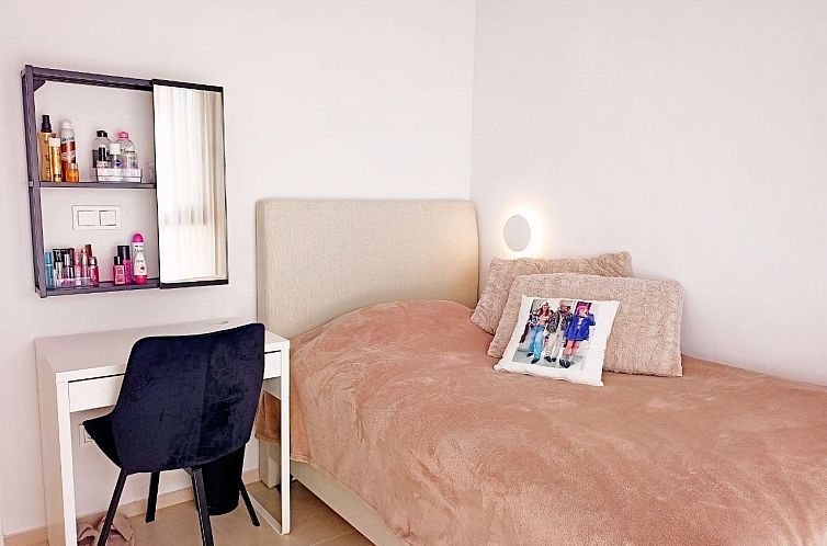 Vrijstaande woning in Punta Prima