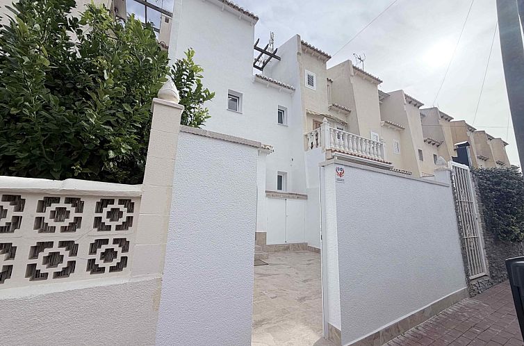 Geschakelde woning in Los Balcones