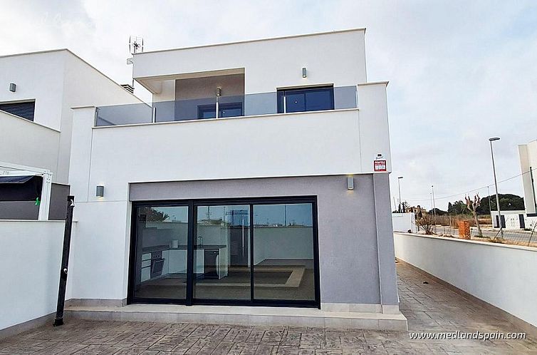 Vrijstaande woning in La Zenia