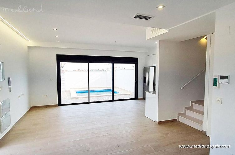 Vrijstaande woning in La Zenia