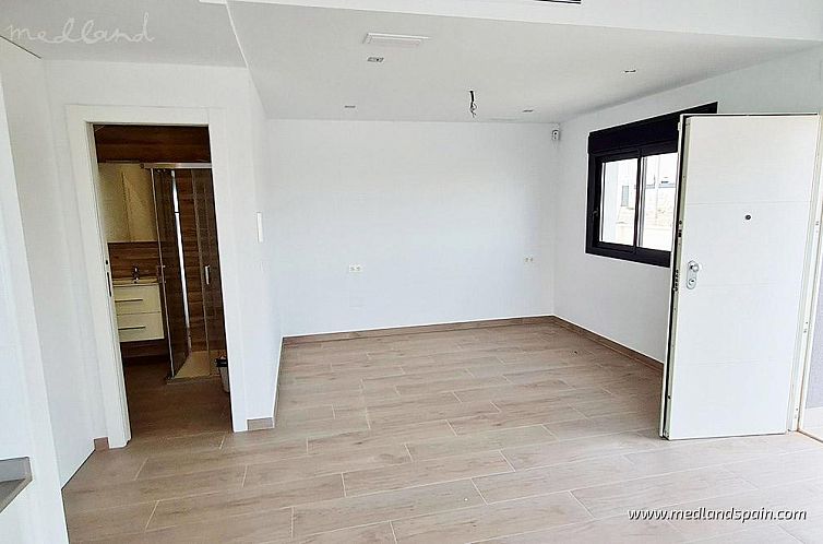 Vrijstaande woning in La Zenia