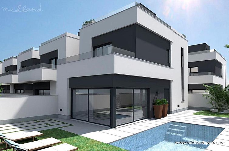 Vrijstaande woning in La Zenia