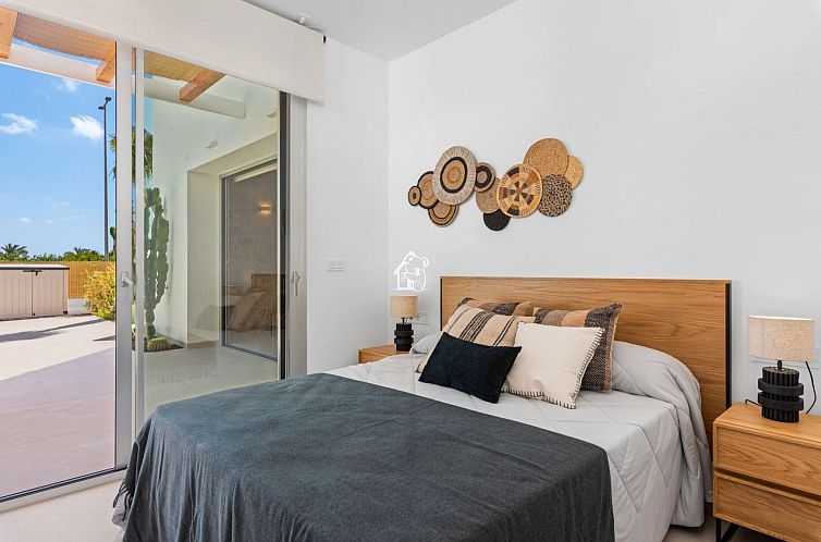 Vrijstaande woning in Benijofar