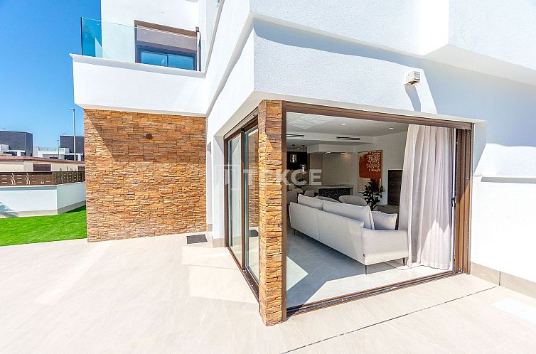 Vrijstaande woning in Benijofar