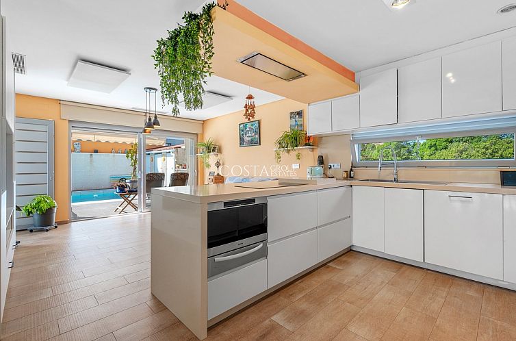 Vrijstaande woning in Benijofar