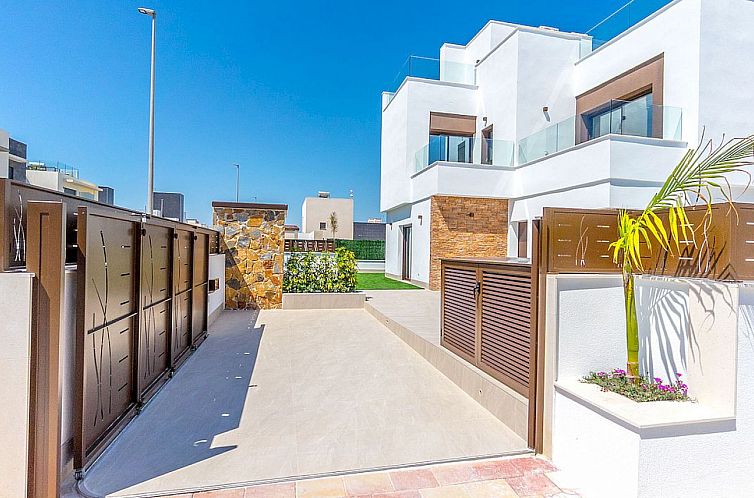 Geschakelde woning in Benijofar