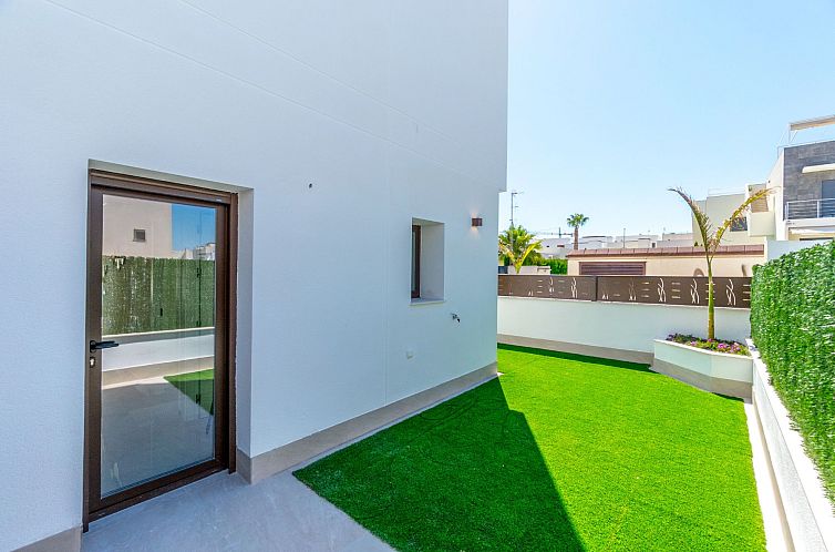 Vrijstaande woning in Benijofar