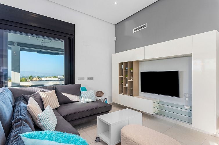 Vrijstaande woning in Benijofar