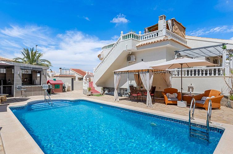 Vrijstaande woning in Benijofar