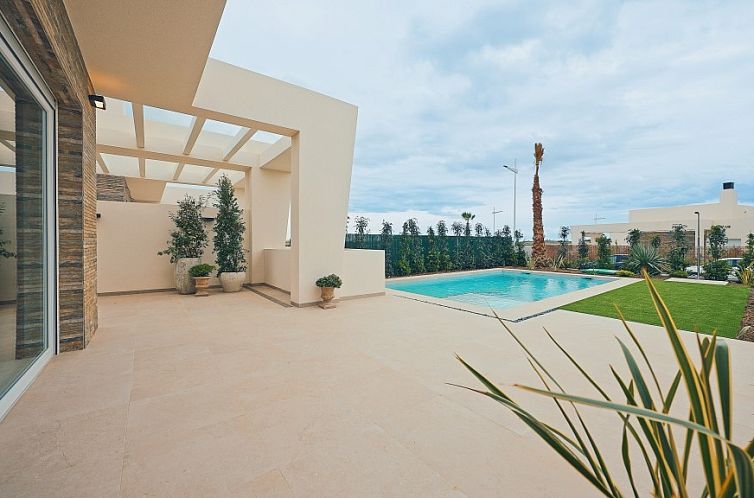 Vrijstaande woning in Benijofar