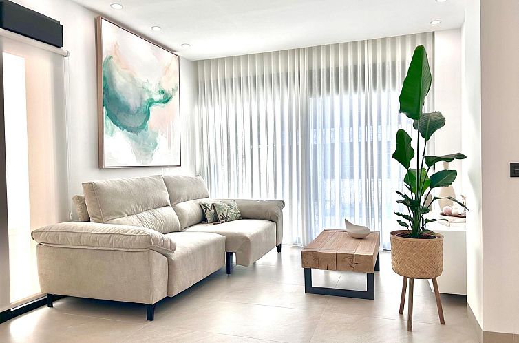 Vrijstaande woning in Benijofar