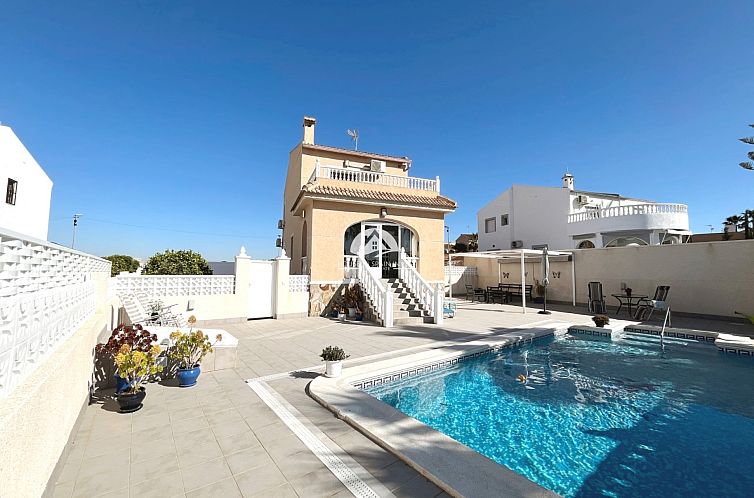 Vrijstaande woning in Benijofar