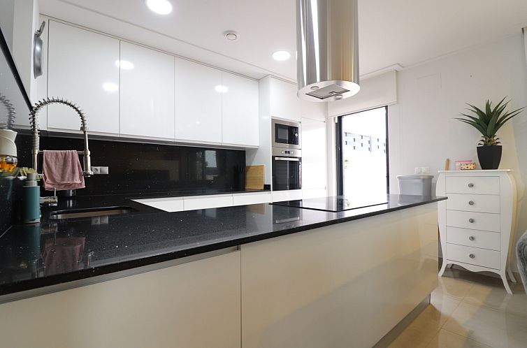 Geschakelde woning in Benijofar