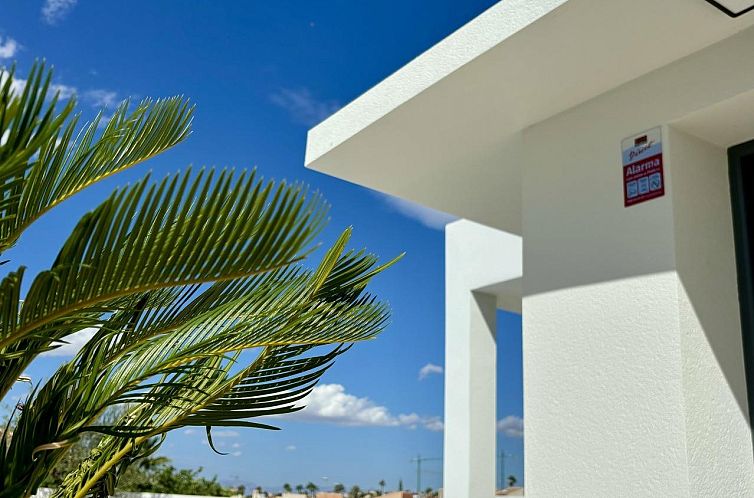 Vrijstaande woning in Benijofar