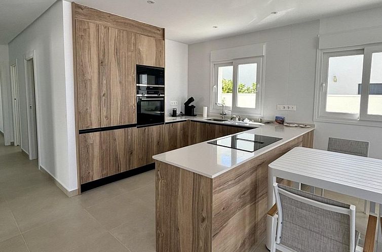 Vrijstaande woning in Benijofar