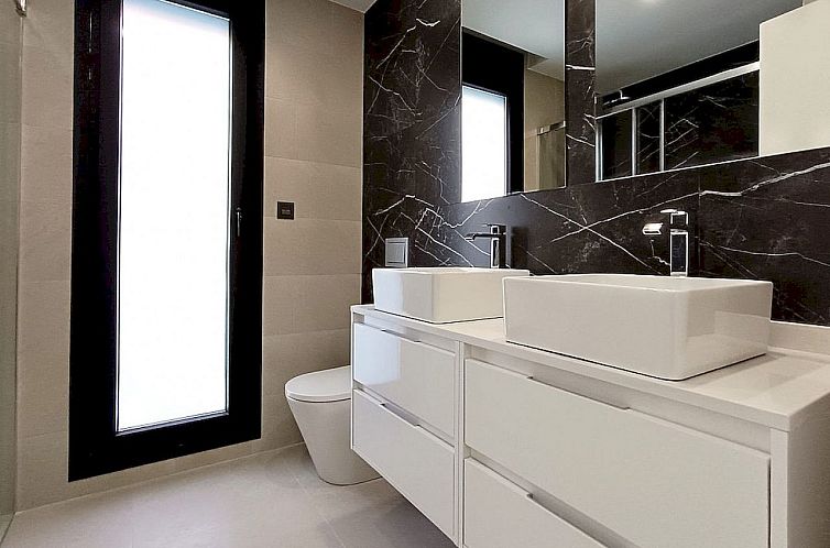 Geschakelde woning in Benijofar