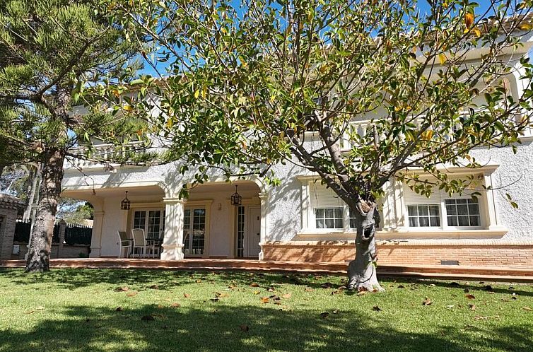 Vrijstaande woning in Cabo Roig