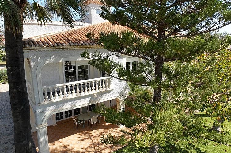 Vrijstaande woning in Cabo Roig