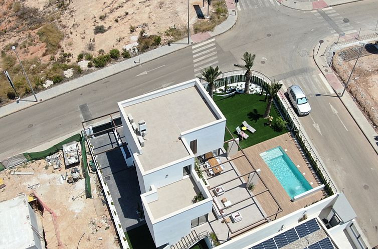 Vrijstaande woning in Cabo Roig