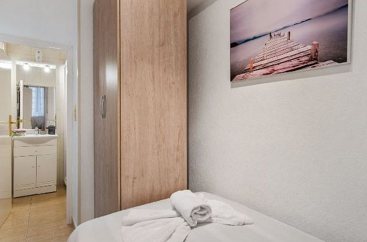 Appartement Apartment Penyon - PlusHolidays