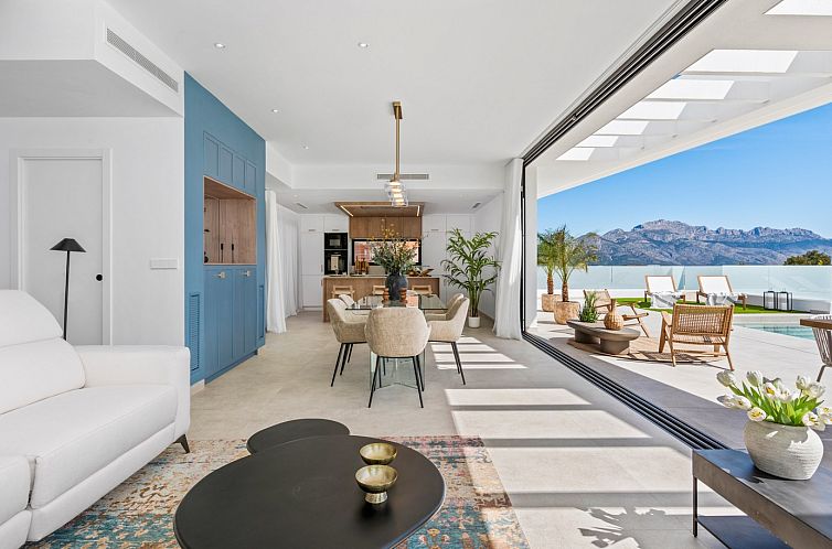 Vrijstaande woning in Polop