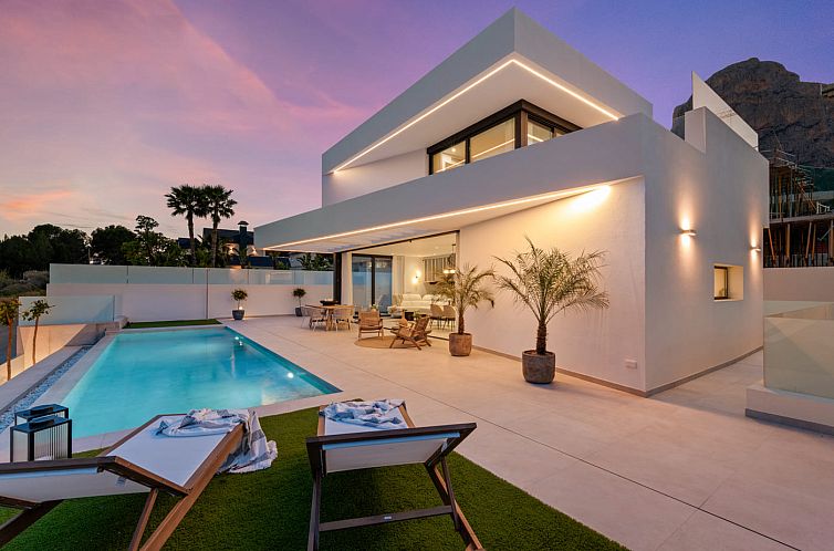 Geschakelde woning in Polop