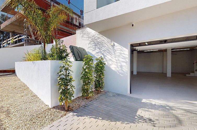 Geschakelde woning in Polop