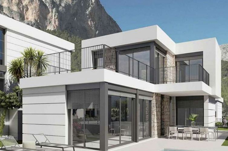 Vrijstaande woning in Polop