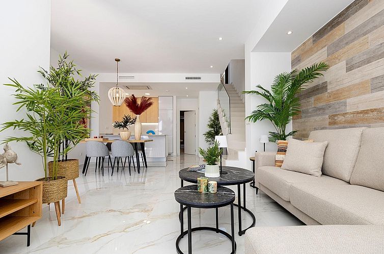 Vrijstaande woning in Polop