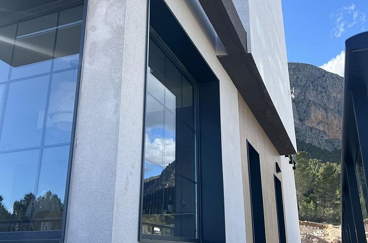 Vrijstaande woning in Polop