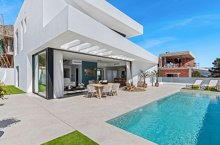 Vrijstaande woning in Polop