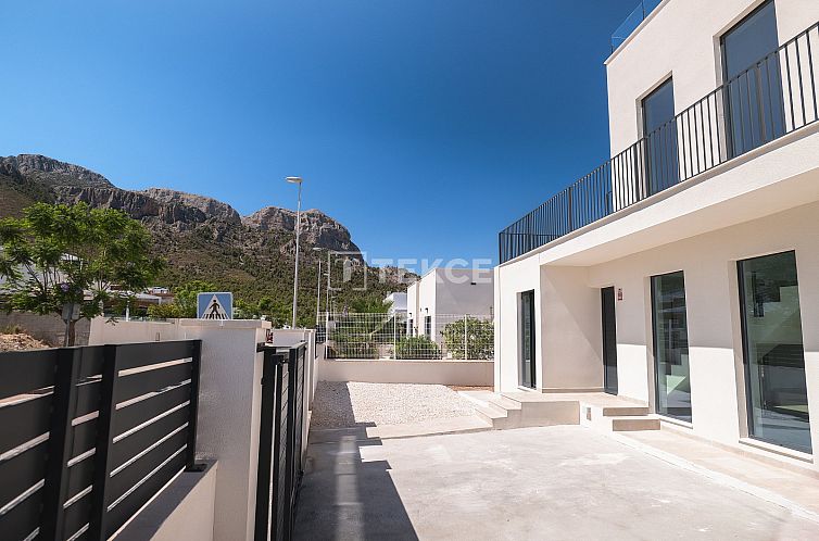 Vrijstaande woning in Polop