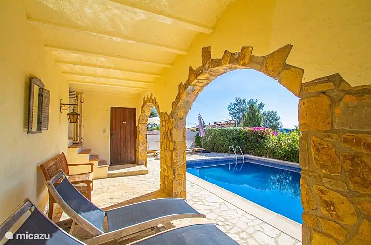 Casa Corona