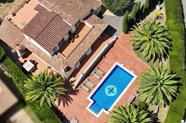 Villa Teka