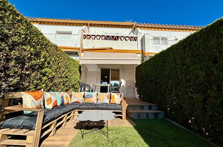 Guest house 1500412 - Holiday property Costa Brava - Vakantiehuis Casa Fluvià mit Gemeinschaftspool