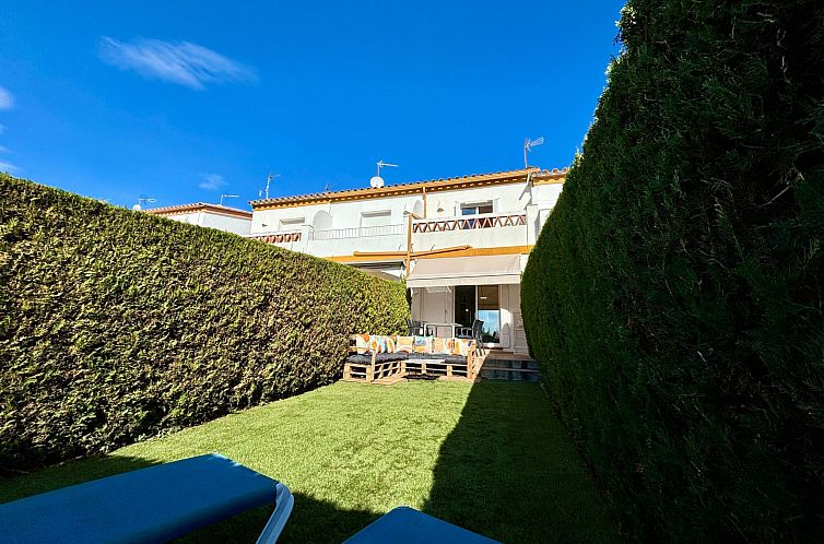 Vakantiehuis Casa Fluvià mit Gemeinschaftspool