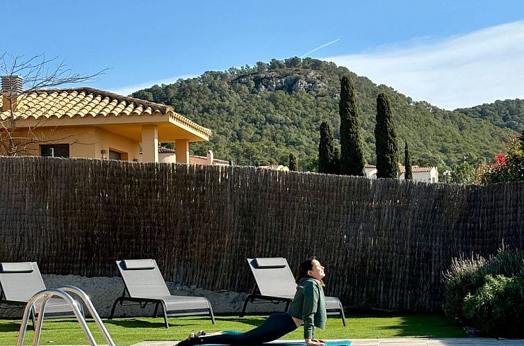 Vakantiehuis Lichtdurchflutete Ferienvilla mit Pool