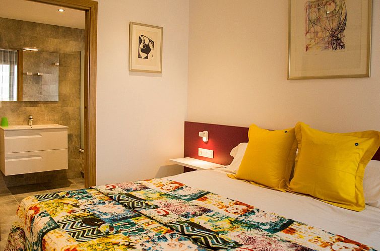 Vakantiehuis Lichtdurchflutete Ferienvilla mit Pool