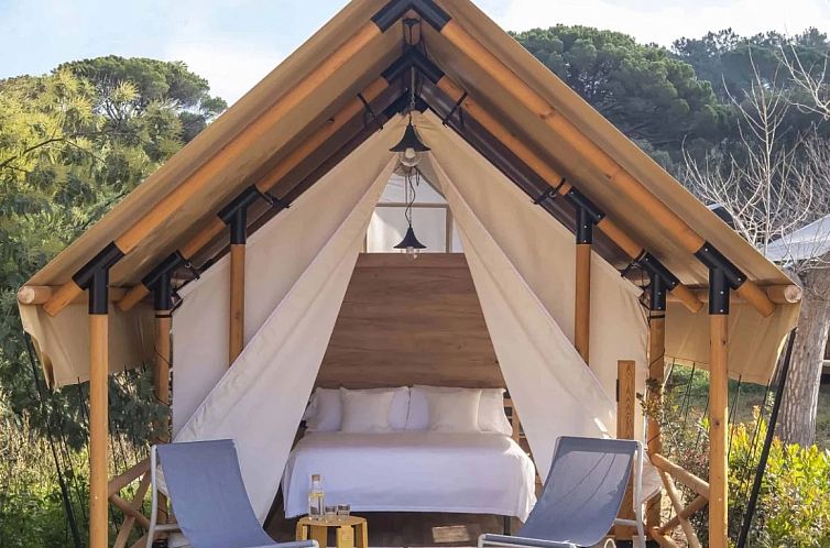 Glamping Couple
