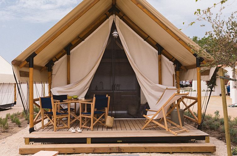 Veranda of Glamping Comfort + sanitary facilities in Cadaques, Costa Brava, perfect for relaxation in a safari tent.