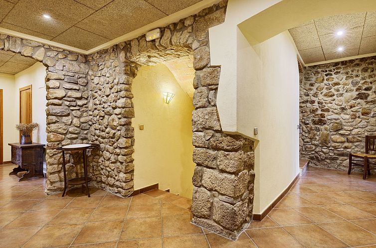 Vakantiehuis Landhaus, 8 Zimmer mit Bad, Schwimmbad, Tennis