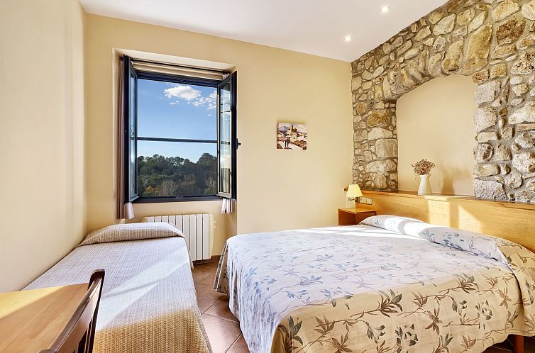 Vakantiehuis Landhaus, 8 Zimmer mit Bad, Schwimmbad, Tennis
