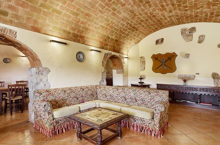 Vakantiehuis Landhaus, 8 Zimmer mit Bad, Schwimmbad, Tennis