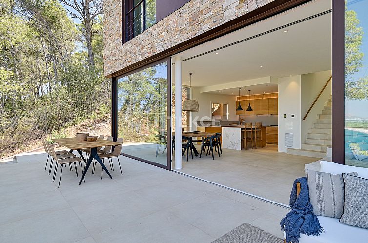 Vrijstaande woning in Begur